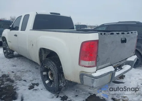 2008 GMC Sierra 1500 Work Truck z USA, uszkodzony, nr VIN 1GTEC19XX8Z118566